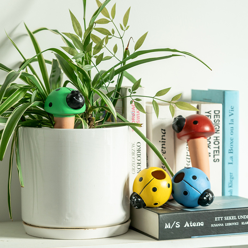 Self Watering Insert - Pflanzenbewässerungsgeräte, Terrakotta-Bewässerungsspieße, Selbstbewässerungseinsatz für Urlaubsreisen, Bewässerungsspieß